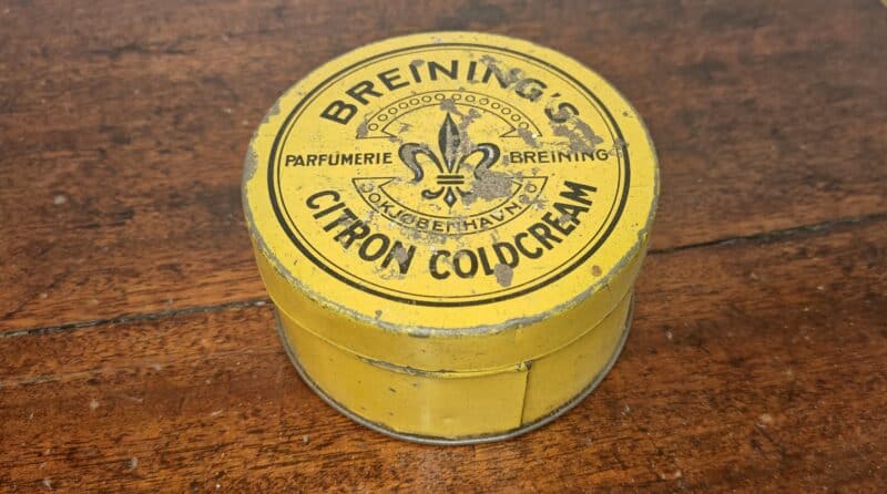 Breinings Citron Coldcream. Parfumerie Breining Kjøbenhavn. Blikdåse